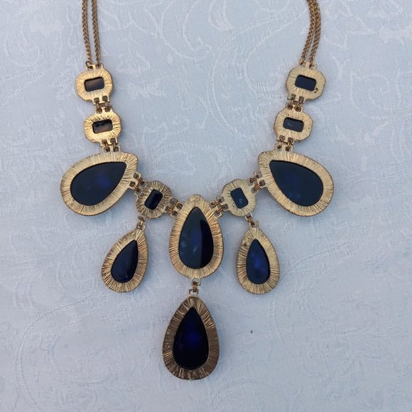 Royal Blue & Cubic Zirconia Tear Drop Shape Statement Necklace - Picture 5 of 10